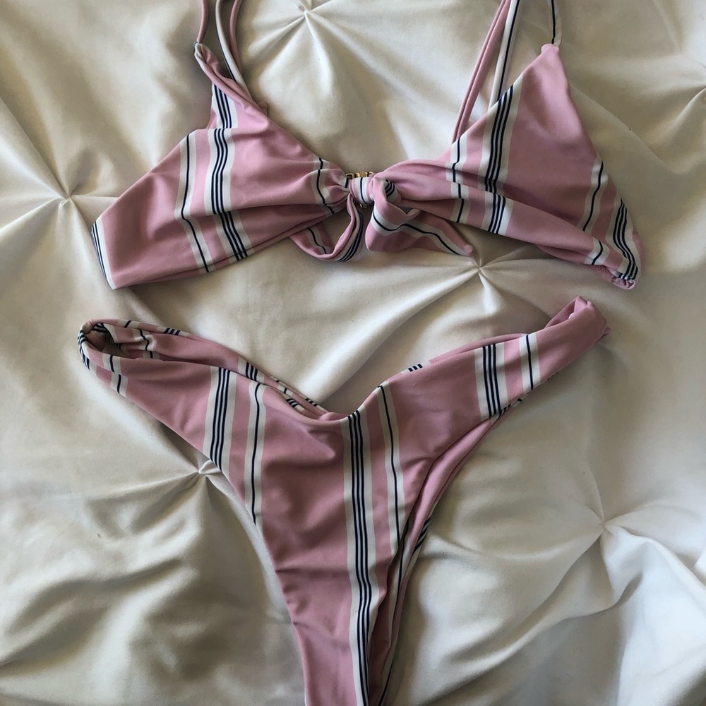 Super cute pink stripped bikini